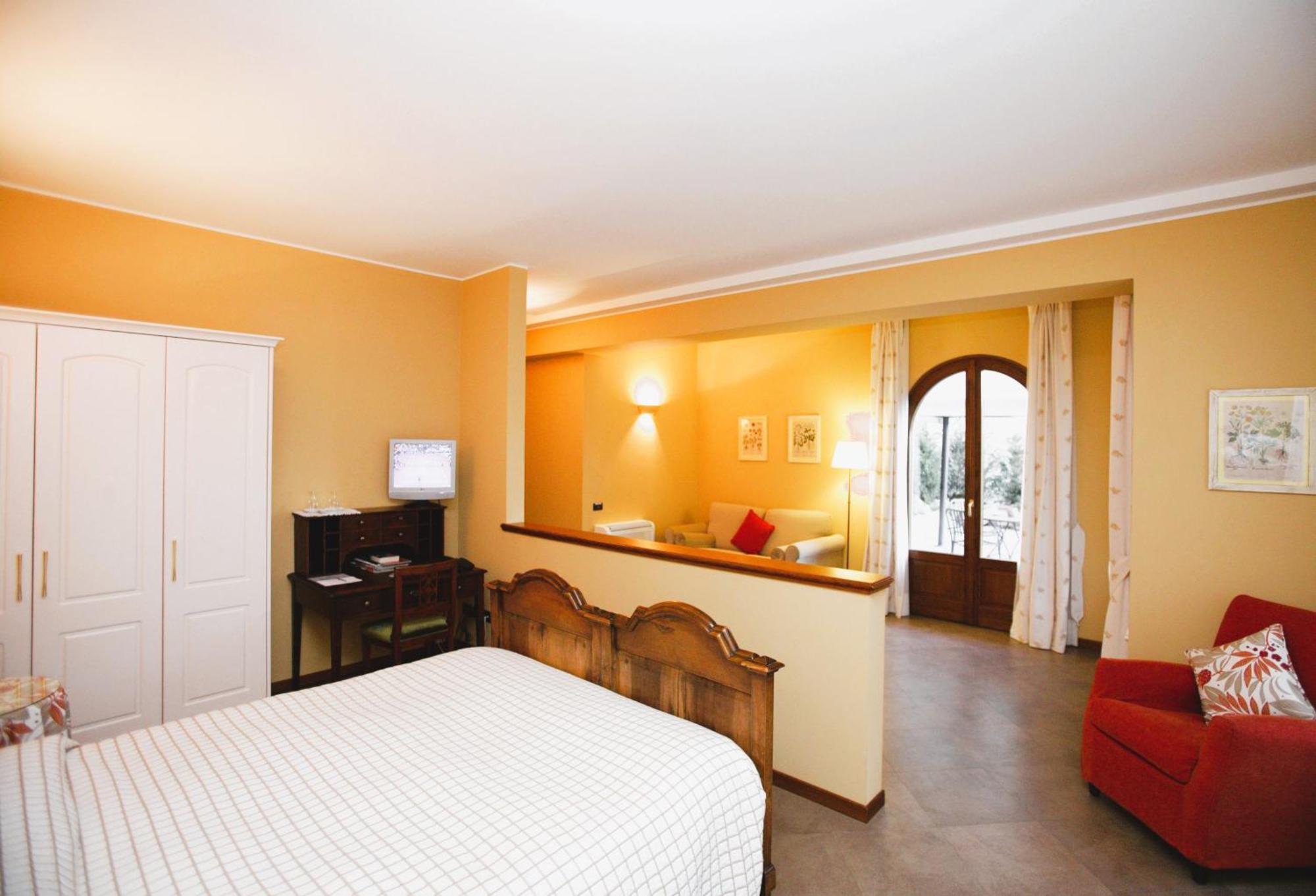 La Valletta Relais Бергамо Екстериор снимка